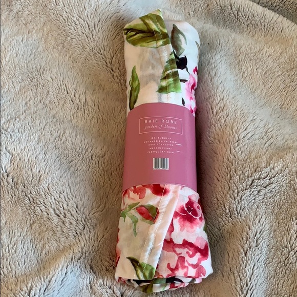 🆕Brie Robe🆕 - Picture 6 of 8